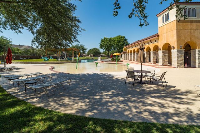 2875 Torano Circle, League City, TX 77573