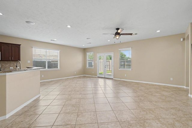 2875 Torano Circle, League City, TX 77573