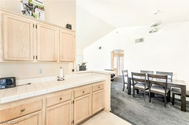 1300 South Arlington Street 227, Las Vegas, NV 89104