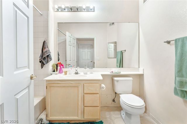 1300 South Arlington Street 227, Las Vegas, NV 89104