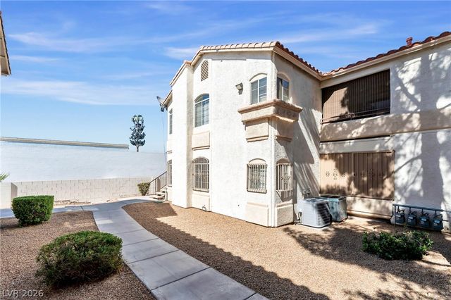1300 South Arlington Street 227, Las Vegas, NV 89104