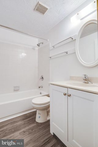 7201 SLEEP SOFT CIR, Columbia, MD 21045