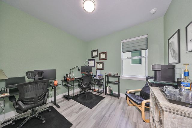 1819 E ESKIMO AVENUE, Tampa, FL 33604