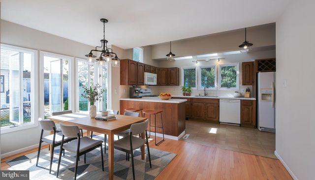 207 E PLAZA PL, Pleasantville, NJ 08232