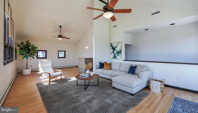 207 E PLAZA PL, Pleasantville, NJ 08232