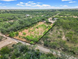 10583 Briggs, Atascosa, TX 78002