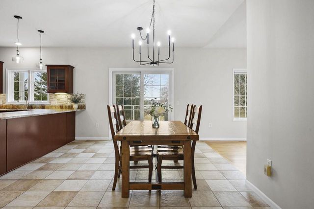 1232 Dartmouth Drive, Waunakee, WI 53597