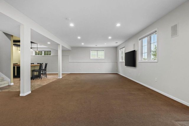 1232 Dartmouth Drive, Waunakee, WI 53597