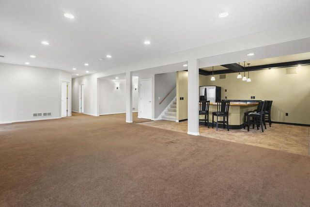 1232 Dartmouth Drive, Waunakee, WI 53597