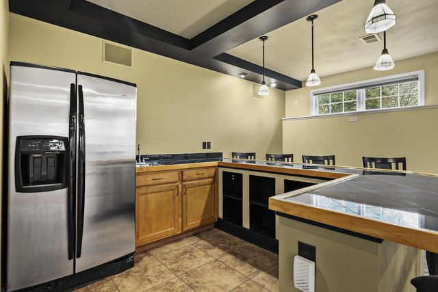 1232 Dartmouth Drive, Waunakee, WI 53597