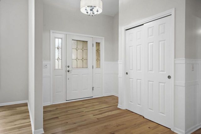 1232 Dartmouth Drive, Waunakee, WI 53597