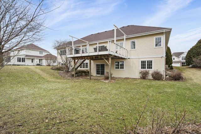 1232 Dartmouth Drive, Waunakee, WI 53597