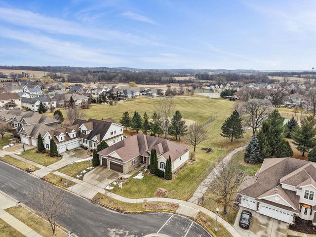 1232 Dartmouth Drive, Waunakee, WI 53597