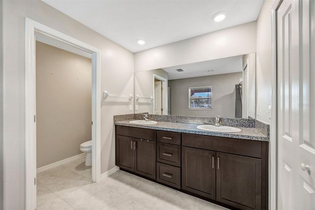 138 RAIN BERRY AVENUE, Ruskin, FL 33570