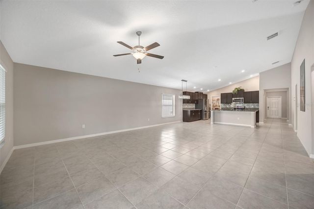 138 RAIN BERRY AVENUE, Ruskin, FL 33570