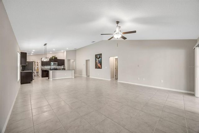138 RAIN BERRY AVENUE, Ruskin, FL 33570