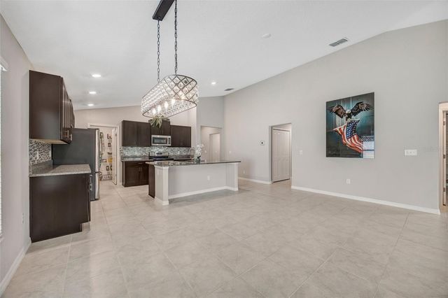 138 RAIN BERRY AVENUE, Ruskin, FL 33570