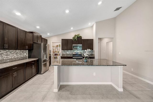 138 RAIN BERRY AVENUE, Ruskin, FL 33570