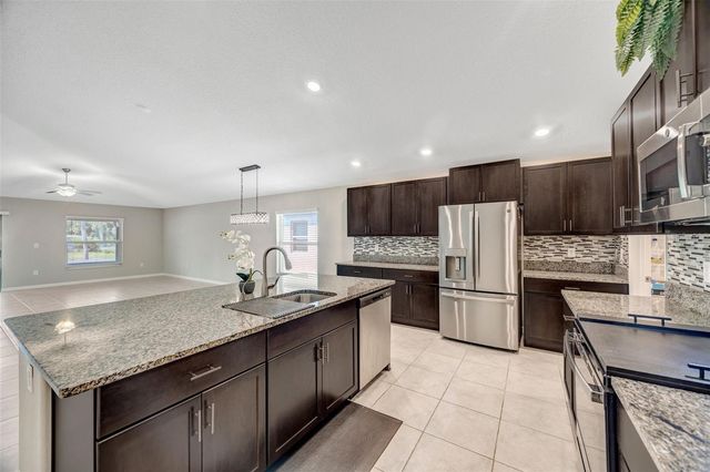 138 RAIN BERRY AVENUE, Ruskin, FL 33570