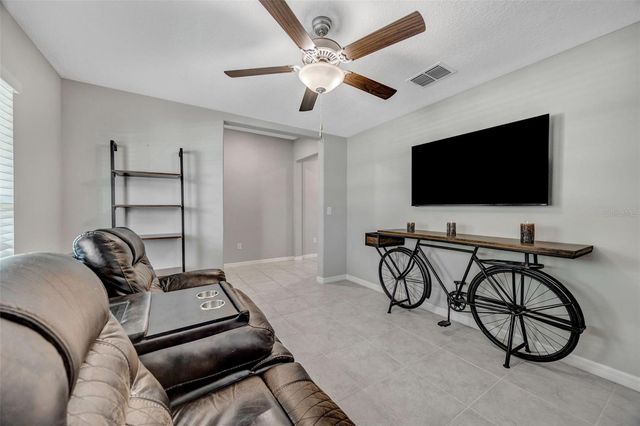 138 RAIN BERRY AVENUE, Ruskin, FL 33570