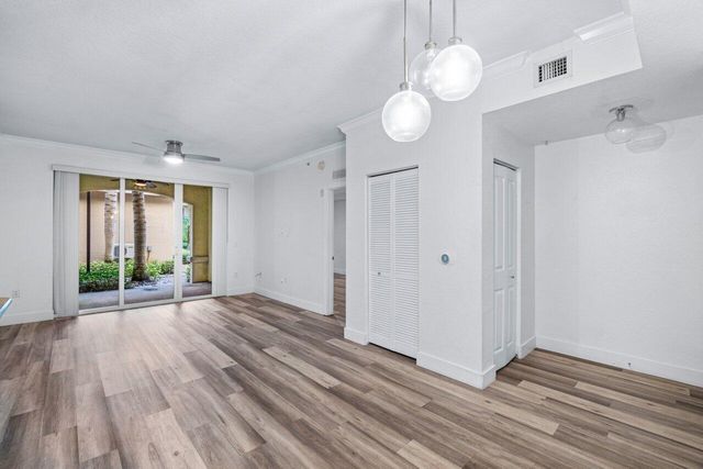 1117 Renaissance Way 117, Boynton Beach, FL 33426