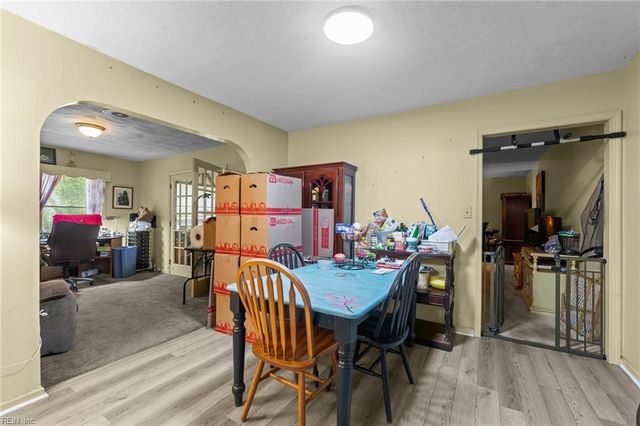 5403 Jonquil LN, Gloucester, VA 23061