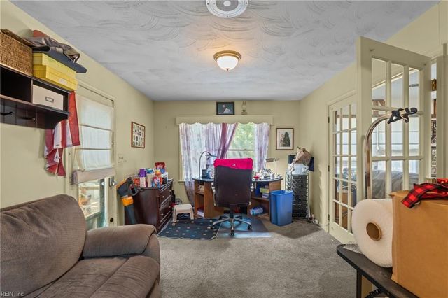 5403 Jonquil LN, Gloucester, VA 23061