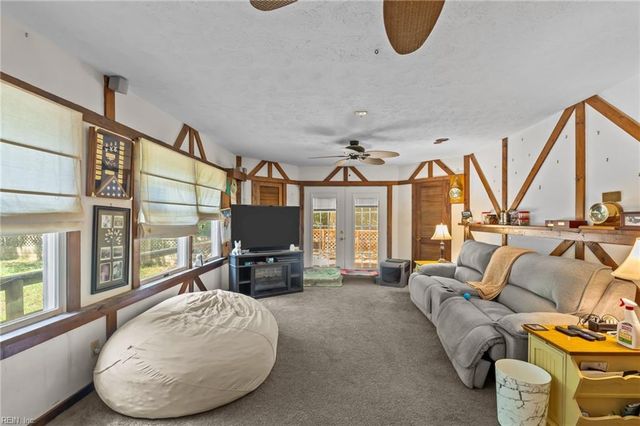 5403 Jonquil LN, Gloucester, VA 23061