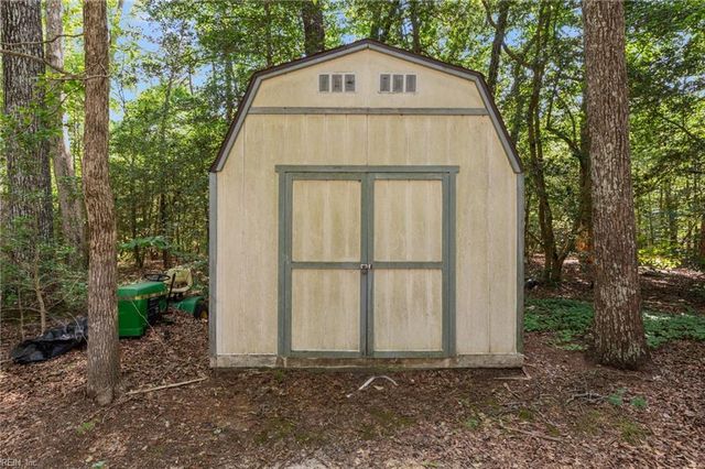 5403 Jonquil LN, Gloucester, VA 23061