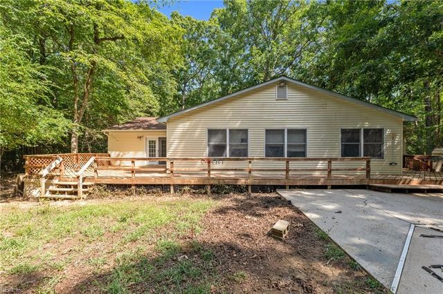 5403 Jonquil LN, Gloucester, VA 23061