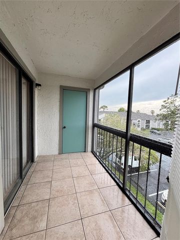 2030 CASCADES BOULEVARD 303, Kissimmee, FL 34741