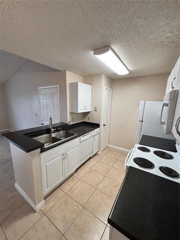 2030 CASCADES BOULEVARD 303, Kissimmee, FL 34741