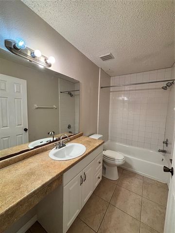 2030 CASCADES BOULEVARD 303, Kissimmee, FL 34741