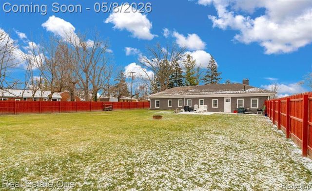 16423 Admiral, Fraser, MI 48026