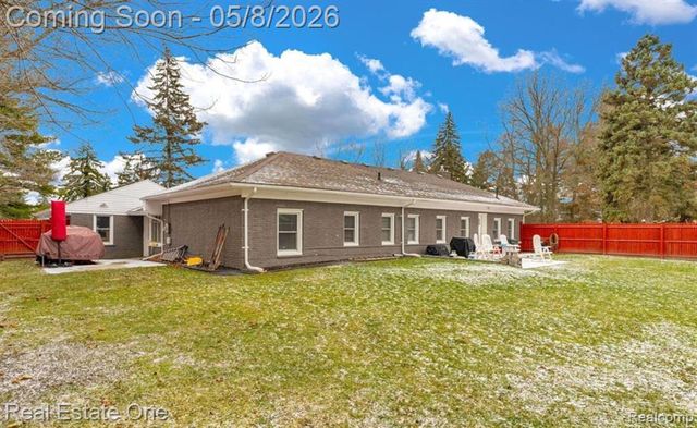 16423 Admiral, Fraser, MI 48026