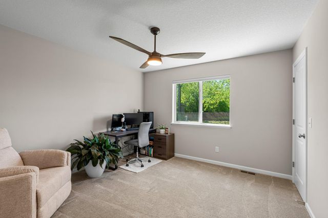 5928 Upper 179th St W, Lakeville, MN 55044