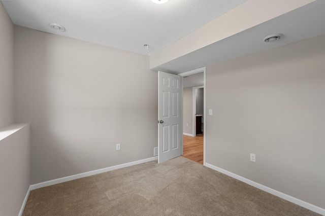 5928 Upper 179th St W, Lakeville, MN 55044