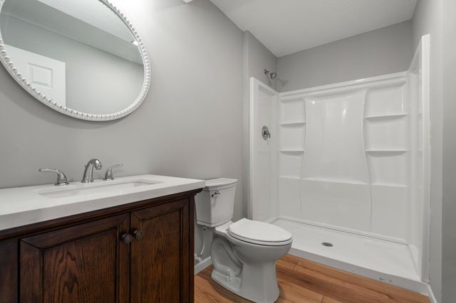 5928 Upper 179th St W, Lakeville, MN 55044