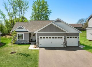 5928 Upper 179th St W, Lakeville, MN 55044