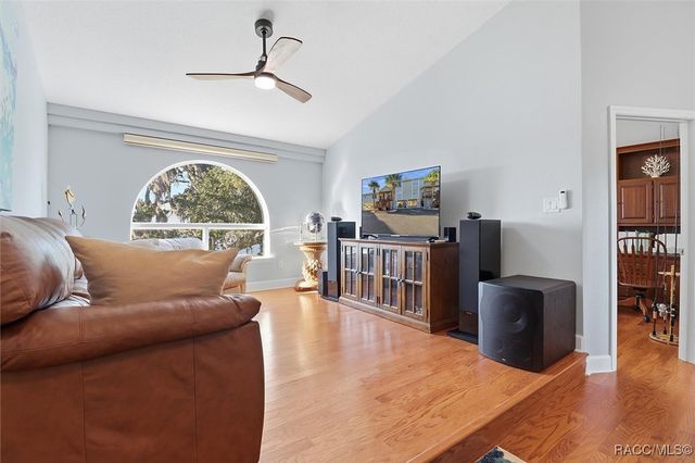 2877 N Rivers Edge Boulevard, Crystal River, FL 34429