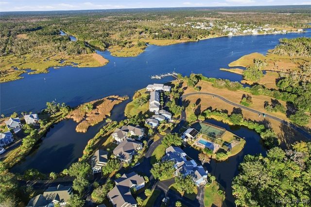 2877 N Rivers Edge Boulevard, Crystal River, FL 34429