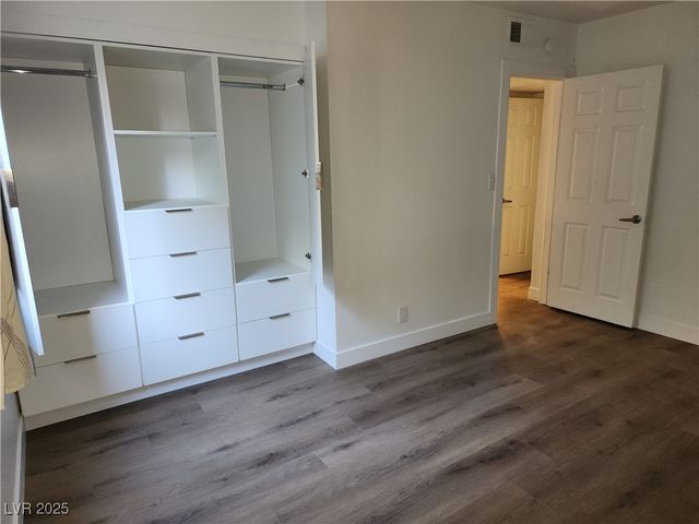 4981 River Glen Drive 63, Las Vegas, NV 89103