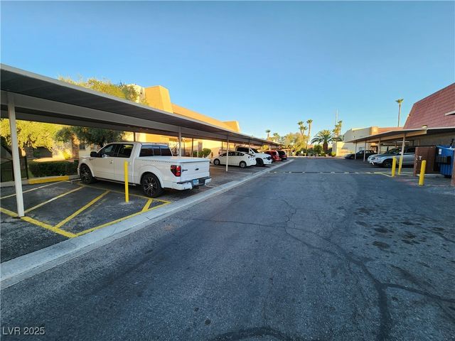 4981 River Glen Drive 63, Las Vegas, NV 89103