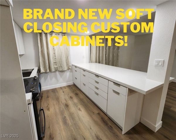 4981 River Glen Drive 63, Las Vegas, NV 89103