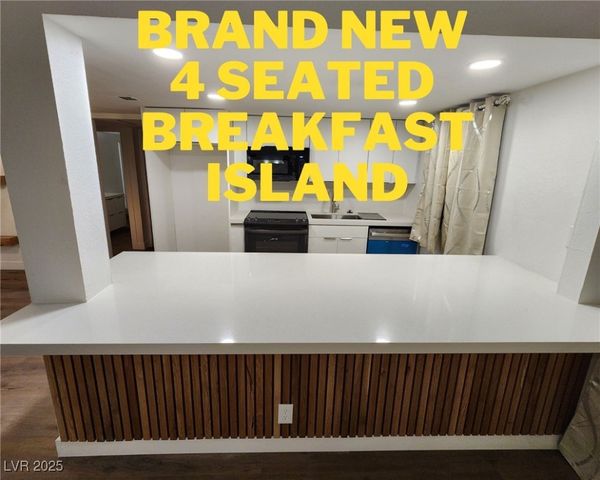 4981 River Glen Drive 63, Las Vegas, NV 89103