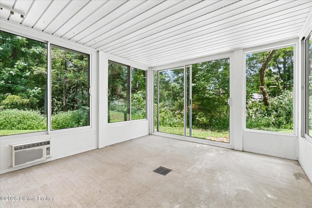 1209 Pheasant Ridge Rd, Goshen, KY 40026