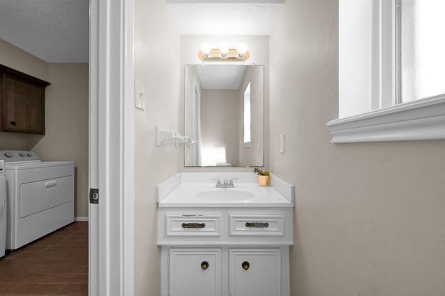 723 Shadowbrook Drive, Spring, TX 77380