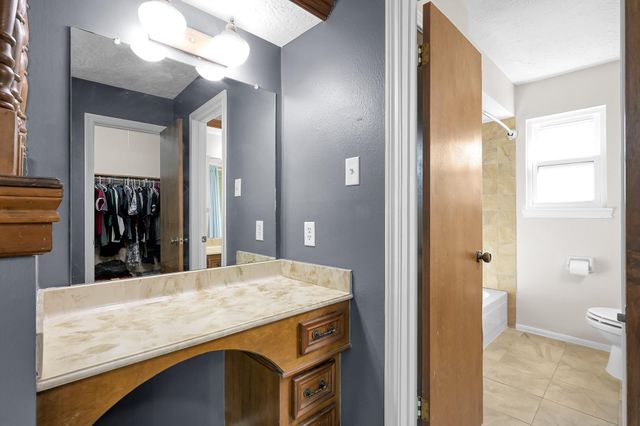 723 Shadowbrook Drive, Spring, TX 77380