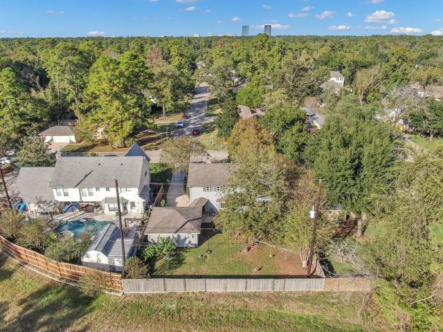 723 Shadowbrook Drive, Spring, TX 77380