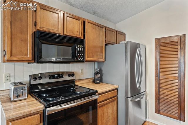 4660 Excalibur Court, Colorado Springs, CO 80917
